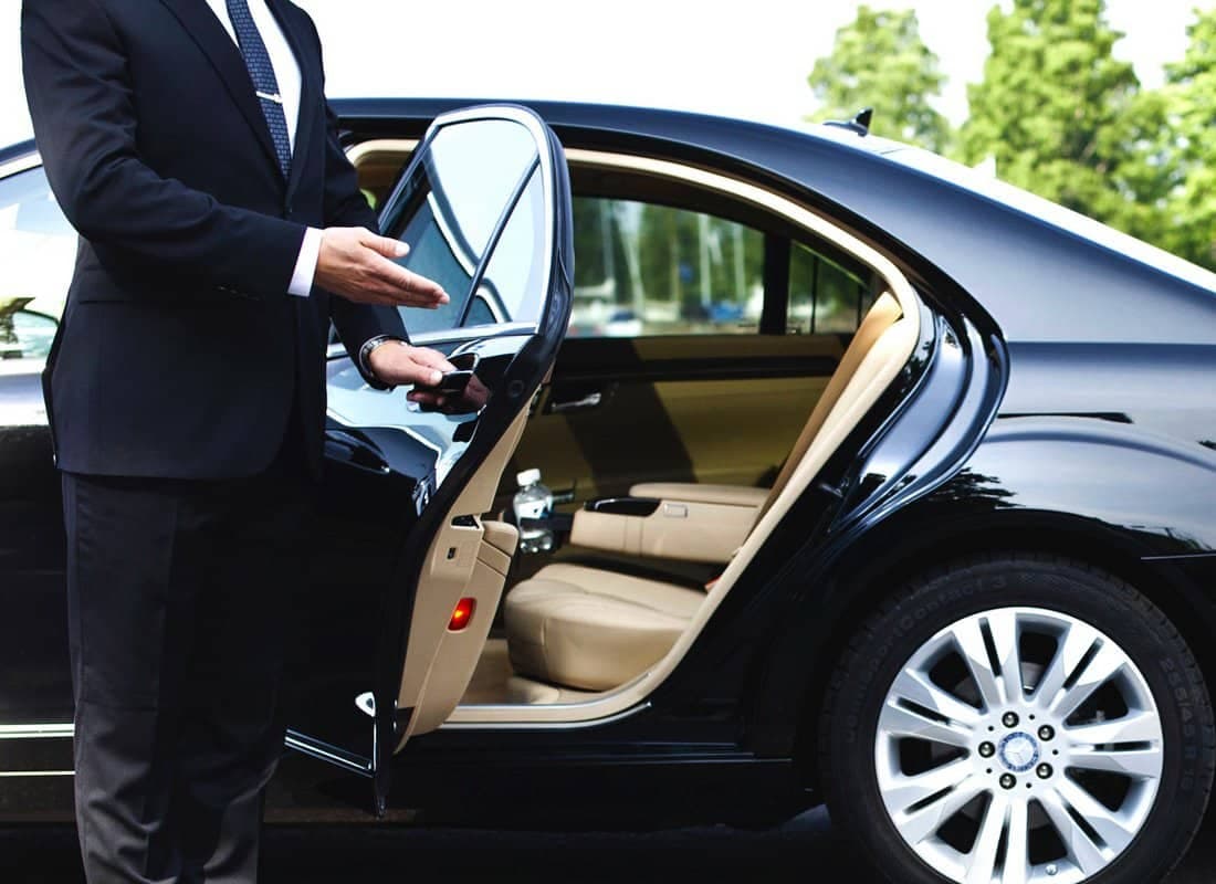 5 Luxury Car Service to Vancouver Airport Experiences