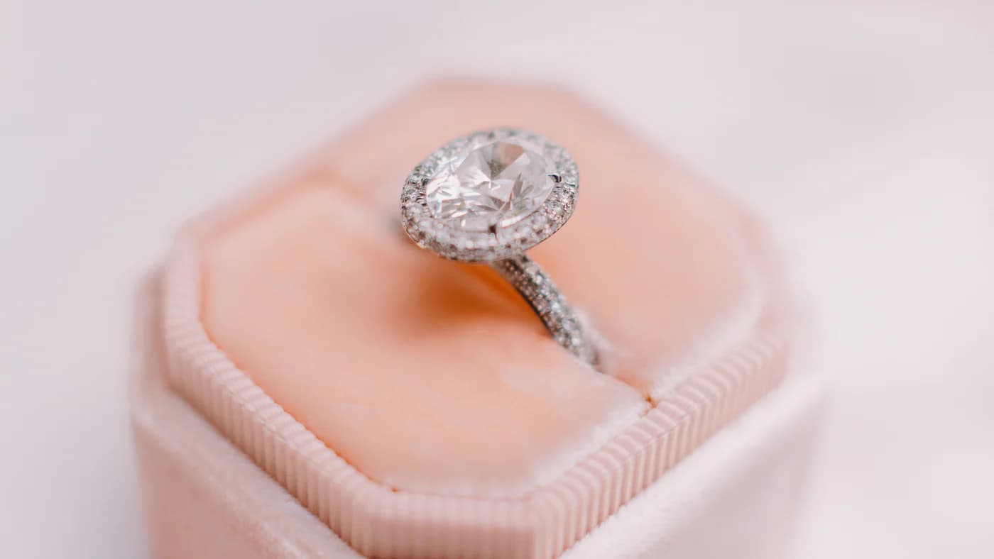 Engagement ring finance | Flexible Payment Options UK