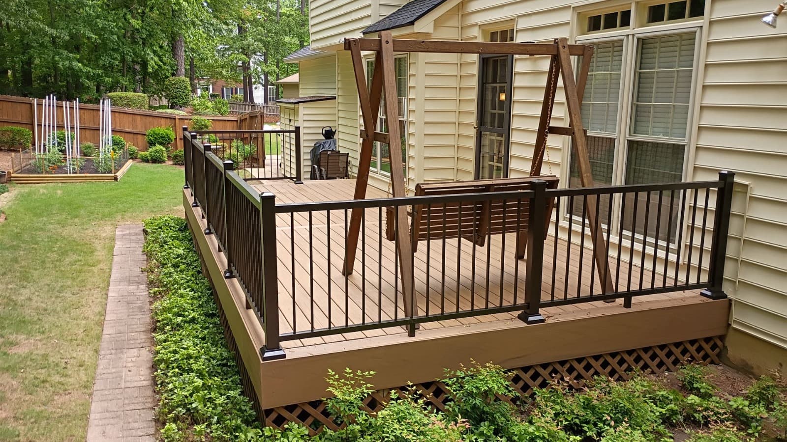 Top Deck Contractor in Acworth – Expert Deck Services