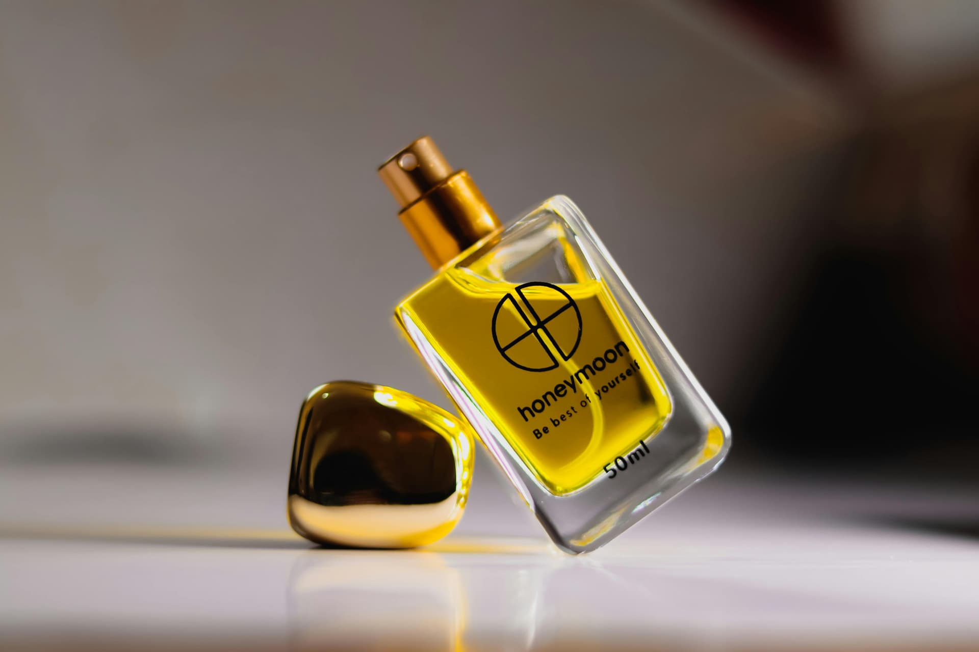 Dubai parfum voor dames: elegante en langdurige aroma’s