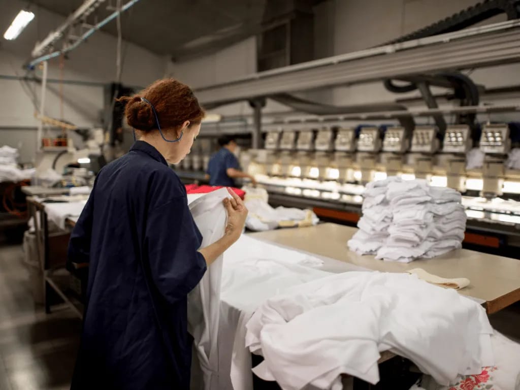 Clothing Manufacturer China Specializing in Women’s Fashion | Tuer Garment