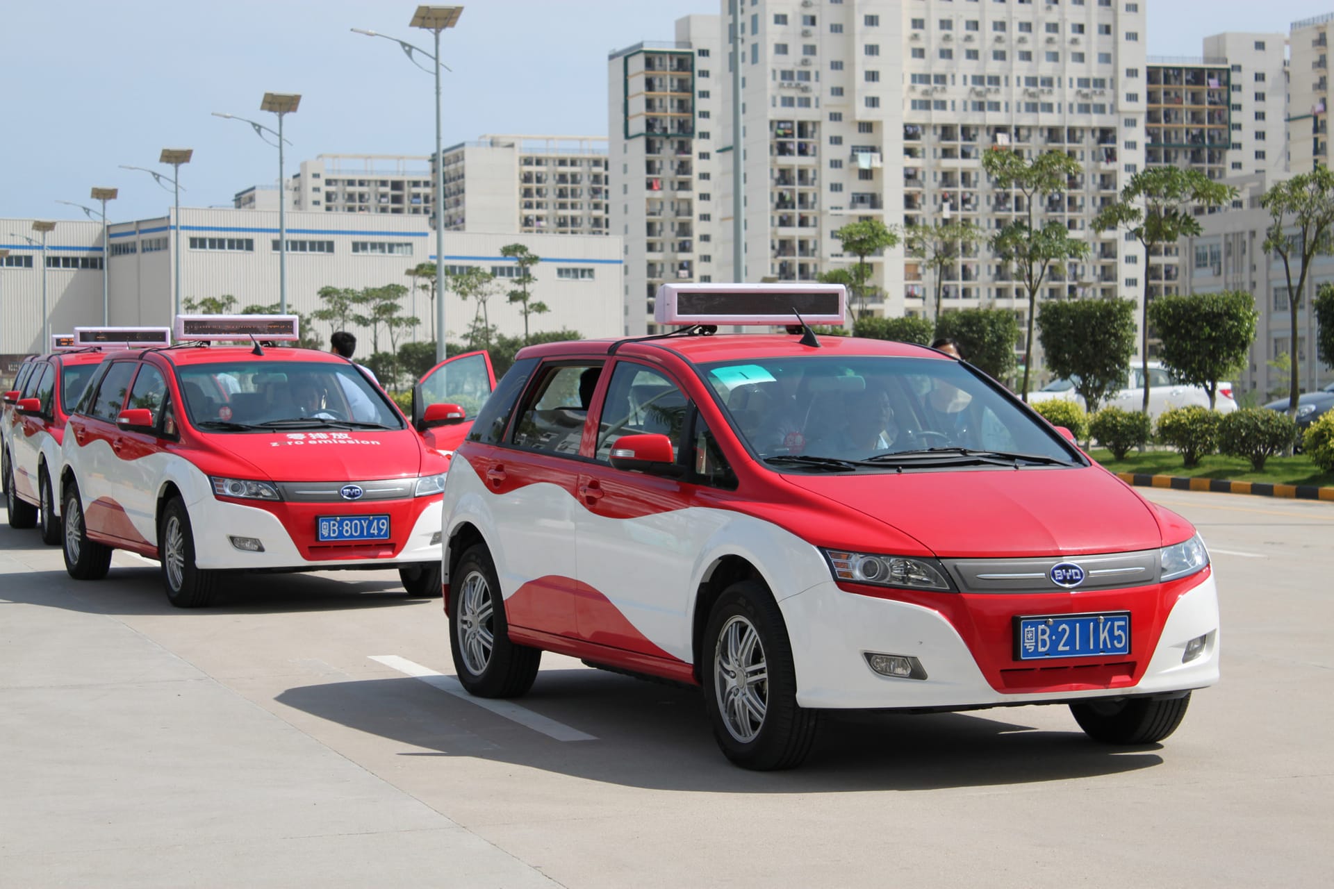 Car Rental China With Driver With English-Speaking Chauffeurs