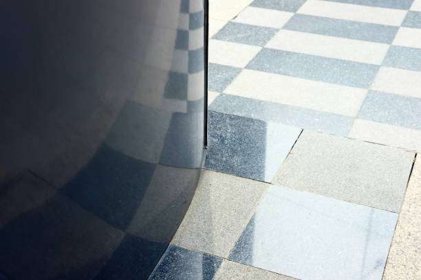 reflect in water on grunge floor